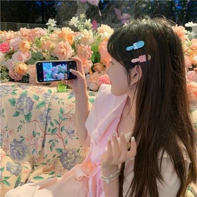 厕所的圣母像